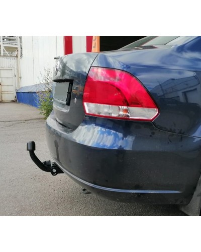 Фаркоп Volkswagen Polo седан (з 2010--) Фольксваген Поло седан