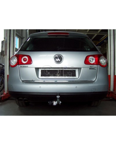 Фаркоп "Galia" VOLKSWAGEN Passat B6 (2005-2010) седан,універсал
