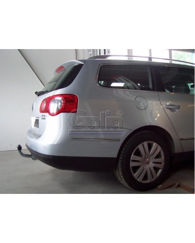 Фаркоп "Galia" VOLKSWAGEN Passat B6 (2005-2010) седан,універсал