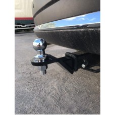 Фаркоп під квадрат Toyota Tundra (c 2006--) америкаская вставка. 50х50 мм