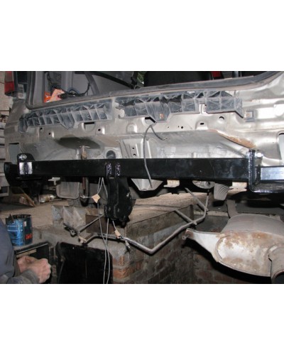 Фаркоп Mitsubishi Grandis (з 2003--) Мистубиси Грандіс