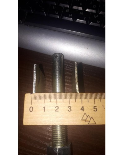 Фіксатор  для фаркопа, антістук,  американського типу під квадратну вставку