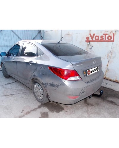 Фаркоп Hyundai Accent седан (з 2018 -)