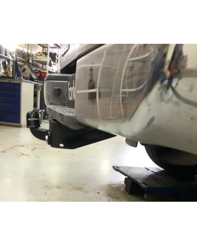 Фаркоп Nissan Navara D40 (2005-2015) Steinhof. Польща. Зйомний на болтах.