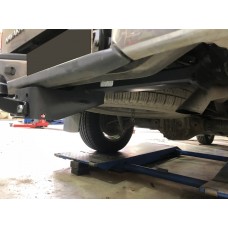 Фаркоп Nissan Navara D23 (2015-2025) Steinhof. Польша. Сьемный на болтах.