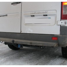 Фаркоп Volkswagen LT (1995-2006) На бампер з підніжкою