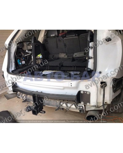 Фаркоп під квадрат Audi Q7 (2006-2015) Ауді Ку 7