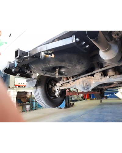 Фаркоп під квадрат Toyota Land Cruiser Prado 150 (c 2009--) без підрізування бампера