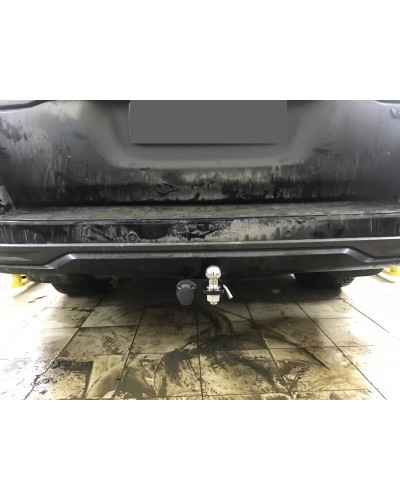 Фаркоп Toyota Land Cruiser 200 (2007-2021) под квадрат. На штатную балку