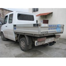 Фаркоп Mercedes Sprinter 208 короткий (1995-2006) Бортовий