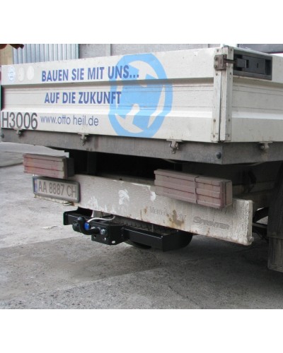 Фаркоп Mercedes Sprinter 208 короткий (1995-2006) Бортовий