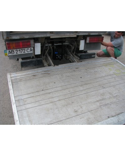 Фаркоп на Mercedes Sprinter (1995-2006) Бортовой с гидробортом