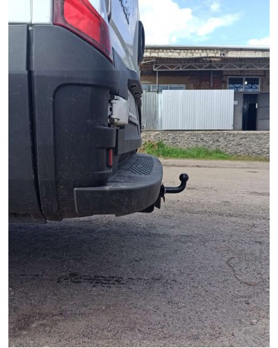 Фаркоп Iveco Daily (2006-2015) Кований шар