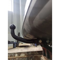 Фаркоп на Fiat 500 L (з 2012--) Автопристрій