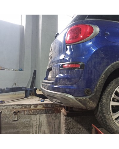 Фаркоп на Fiat 500 L (з 2012--) Автопристрій