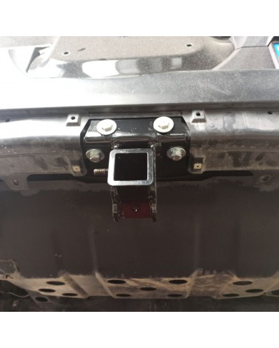 Фаркоп Toyota FJ Cruiser (2006-2015) під квадрат. На штатну балку