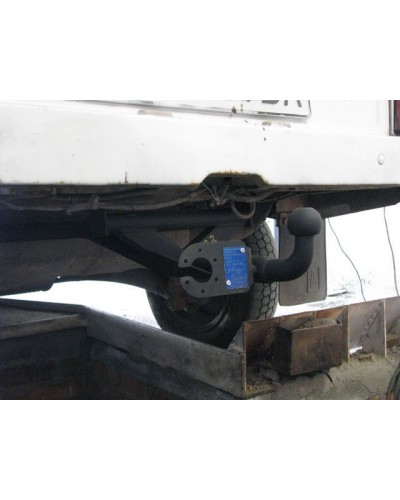 Фаркоп на Таврію Пікап