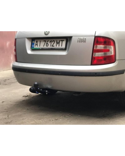 Фаркоп Skoda Fabia седан \ універсал (1999-2016) Незйомний крюк