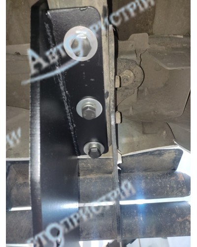 Фаркоп Nissan Navara D40 (2005-2016) Кованый шар