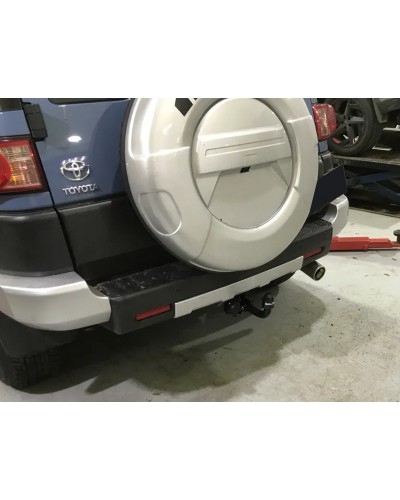 Фаркоп на Toyota FJ Cruiser (2006-2015) Сьемный на болтах