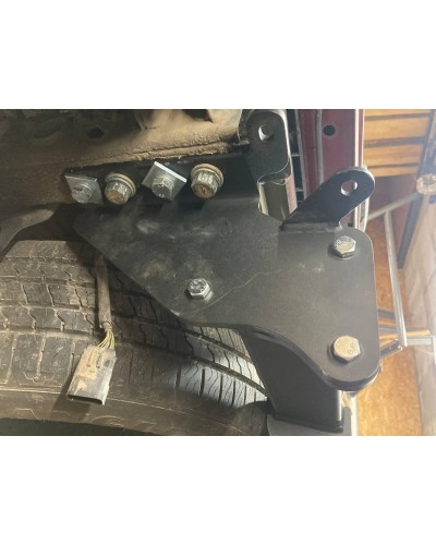 Фаркоп Volkswagen Amarok 2 (2022-2025) Steinhof. Польща. Зйомний на болтах.