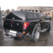 Фаркоп Mitsubishi L200 Європеєць (2006-2015) з пластикової підніжкою
