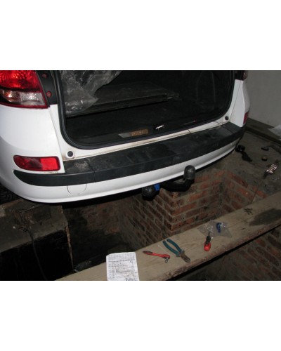 Фаркоп Renault Clio універсал (2005-2012) Рено Кліо