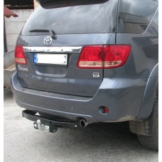 Фаркоп Toyota Fortuner (2005-2013) Тойота Фортунер