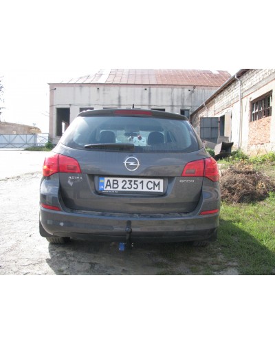 Фаркоп Opel Astra J универсал (c 2009--)