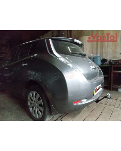 Фаркоп Nissan Leaf (2010-2017) под квадрат. Vastol