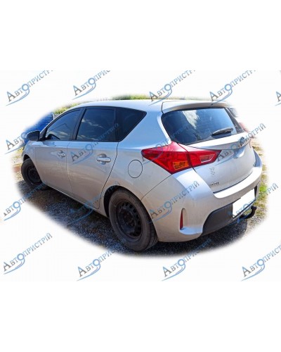 Фаркоп Toyota Auris хетчбек (2012 --) З'ємний крюк