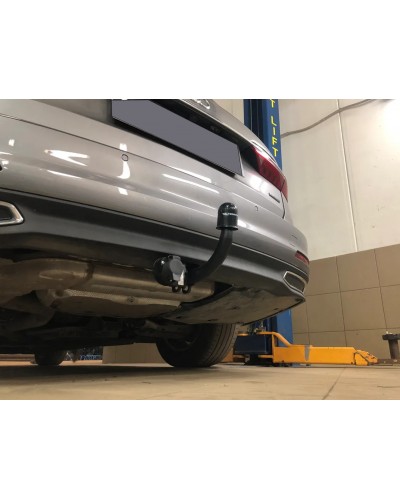 Фаркоп Toyota Corolla E21 (універсал) (2019-2025) Steinhof. Польща. Зйомний на болтах.