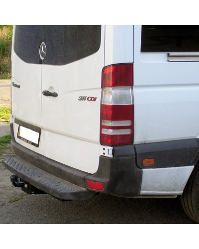 Фаркоп Mercedes Sprinter 907 (2018-2025). Бампер з підніжкою