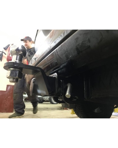 Фаркоп Lexus LX (2008-2022) под квадрат. На штатную балку