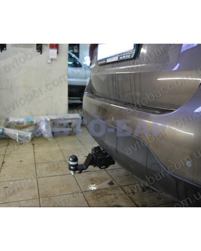 Фаркоп Kia Sorento (2009-2013) под квадрат. Автопристрій