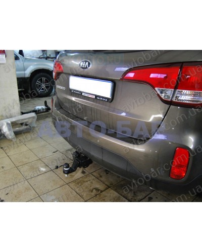 Фаркоп Kia Sorento (2009-2013) под квадрат. Автопристрій