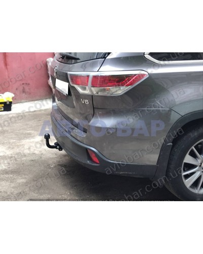 Фаркоп Toyota Highlander (2014-2019) з прихованою балкою