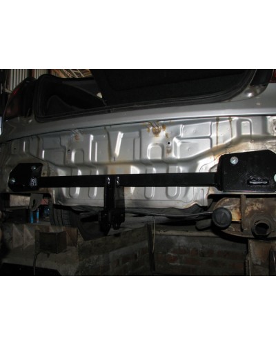 Фаркоп Toyota Corolla E11 (1997-2002) Седан \ Ліфтбек. Незйомний