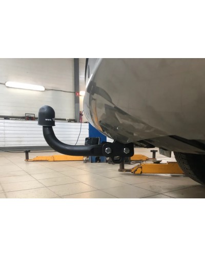 Фаркоп Toyota RAV4 (2013-2018) Steinhof. Польща. Зйомний на болтах.