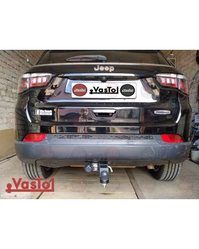 Фаркоп Jeep Compass (з 2017 --) під квадрат